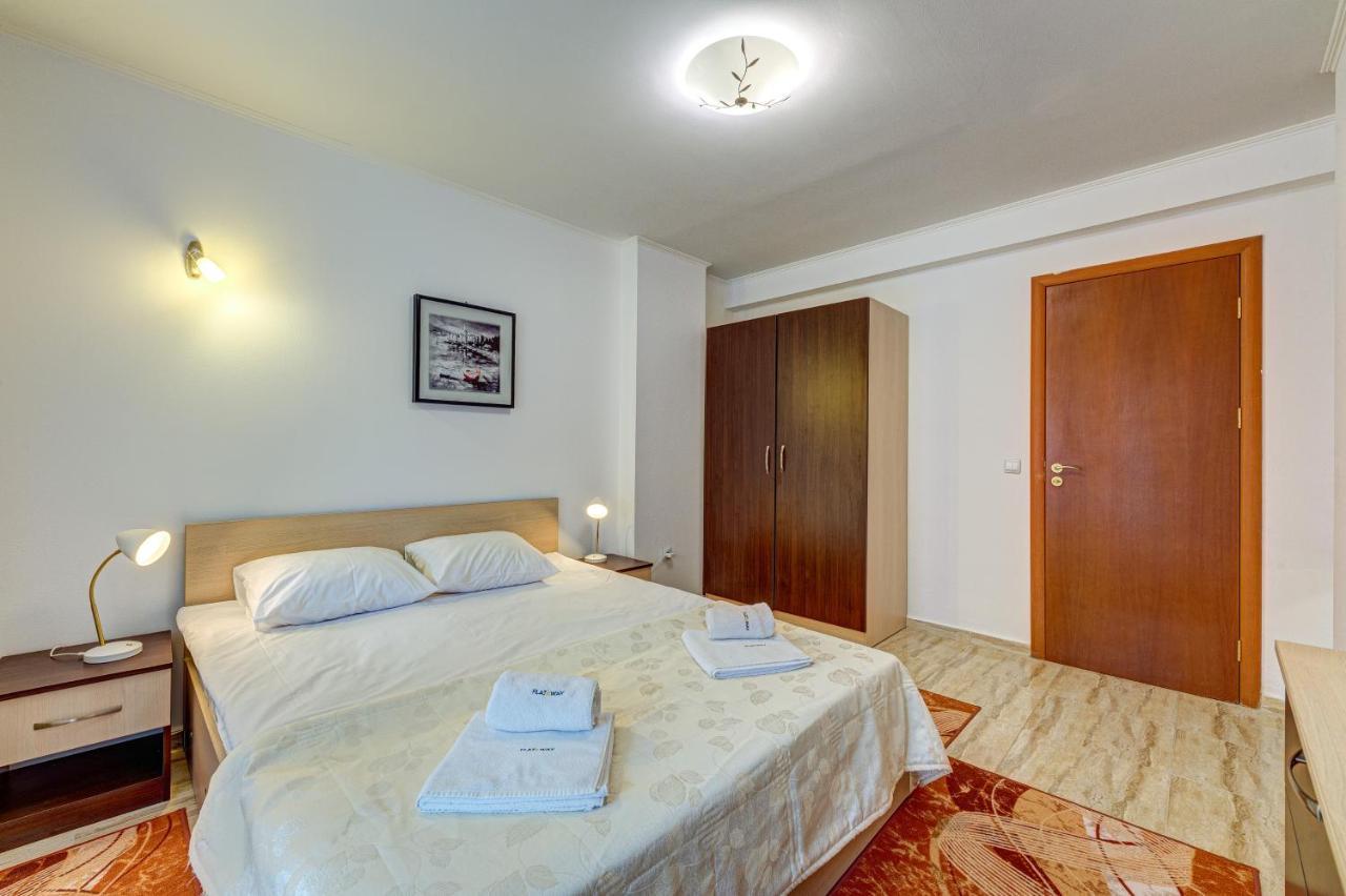 Bright And Spacious 2-Bdr Apartment With Balcony By Flat Mаnager Παμπόροβο Εξωτερικό φωτογραφία